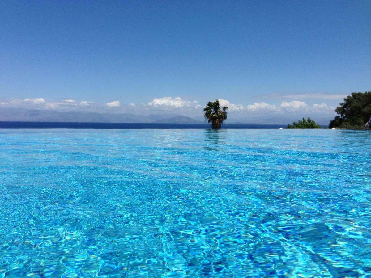 Ionian Pearl Luxury Spa Villa Mesongi Bagian luar foto